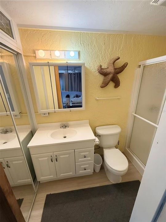 Activo con contrato: $385,000 (3 camas, 3 baños, 1879 Pies cuadrados)