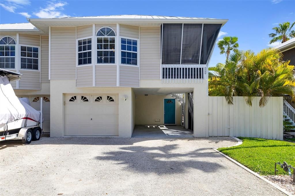 Activo con contrato: $385,000 (3 camas, 3 baños, 1879 Pies cuadrados)