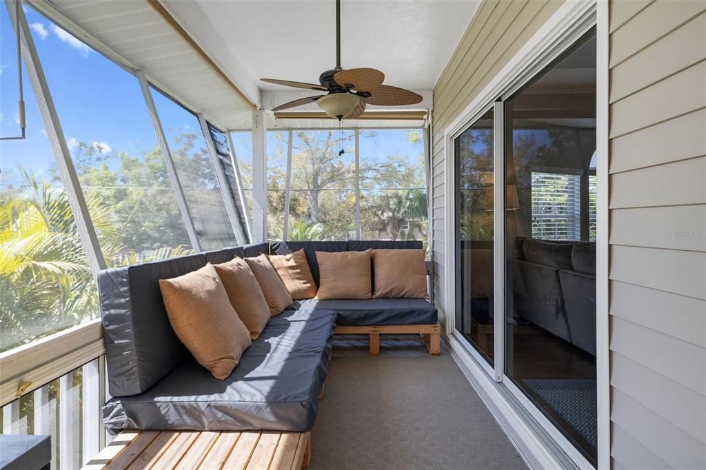 Activo con contrato: $385,000 (3 camas, 3 baños, 1879 Pies cuadrados)