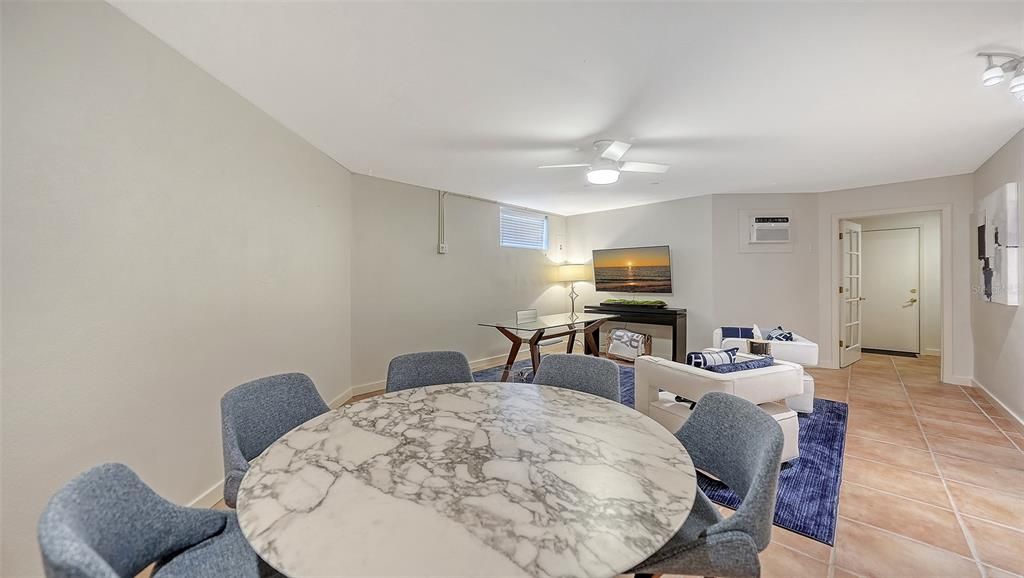 For Sale: $790,000 (2 beds, 2 baths, 1370 Square Feet)