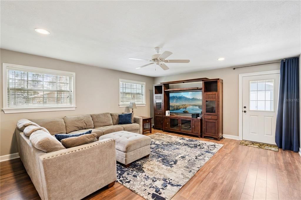 For Sale: $615,000 (3 beds, 2 baths, 2035 Square Feet)