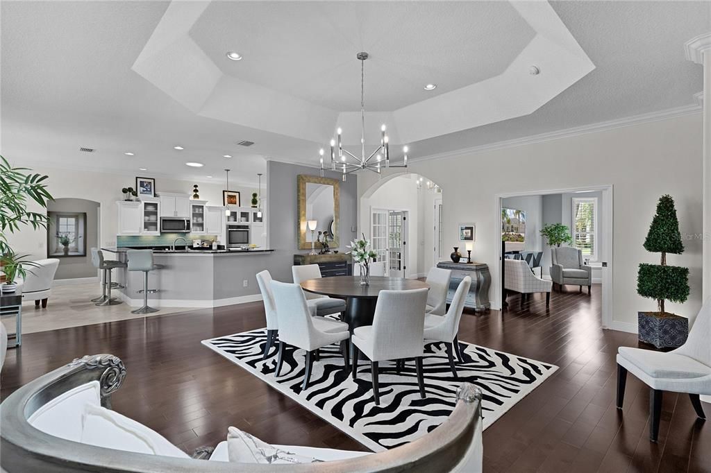 For Sale: $1,950,000 (3 beds, 2 baths, 3320 Square Feet)