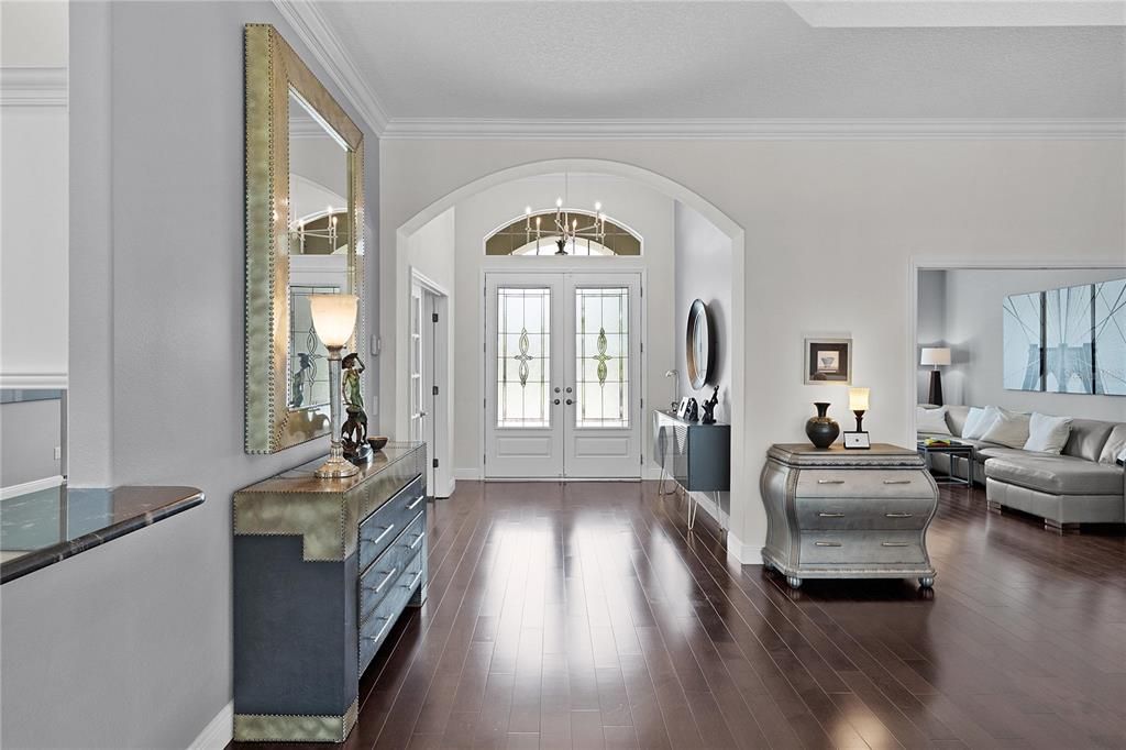 For Sale: $1,950,000 (3 beds, 2 baths, 3320 Square Feet)