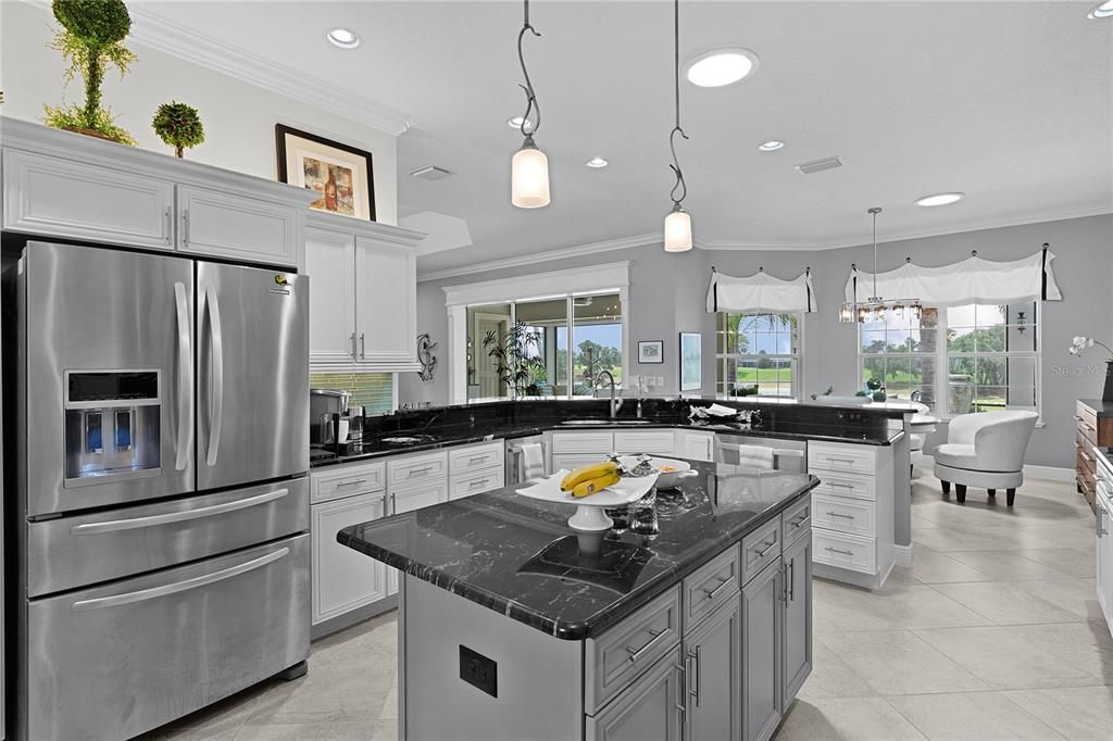 For Sale: $1,950,000 (3 beds, 2 baths, 3320 Square Feet)