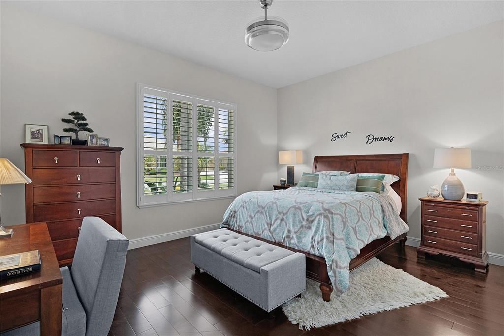 For Sale: $1,950,000 (3 beds, 2 baths, 3320 Square Feet)