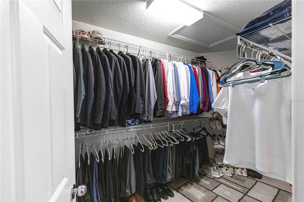 На продажу: $207,000 (3 спален, 2 ванн, 1864 Квадратных фут)