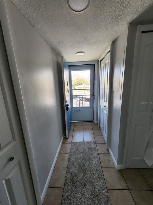 Activo con contrato: $109,000 (2 camas, 2 baños, 1030 Pies cuadrados)