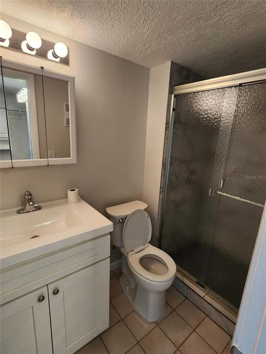 Activo con contrato: $109,000 (2 camas, 2 baños, 1030 Pies cuadrados)