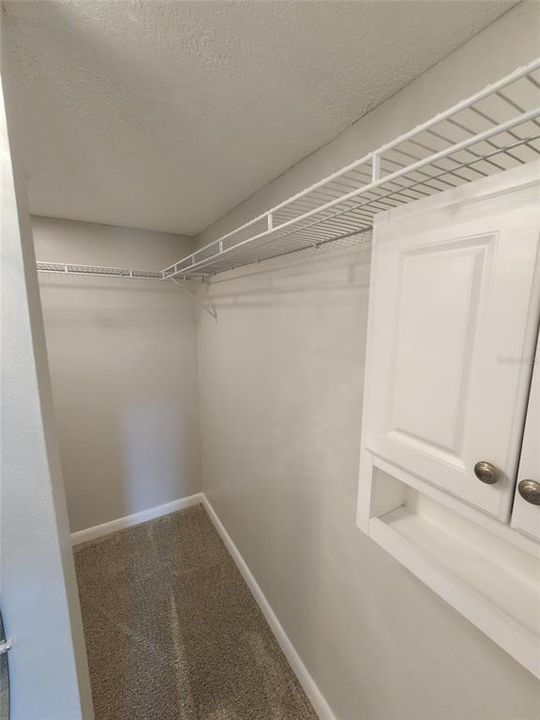 Activo con contrato: $109,000 (2 camas, 2 baños, 1030 Pies cuadrados)