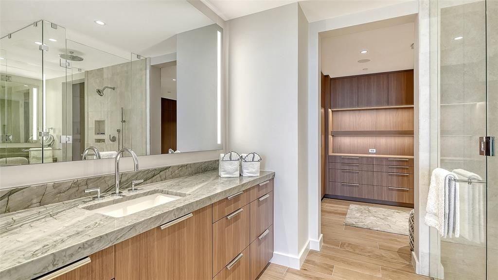 For Sale: $12,750,000 (3 beds, 3 baths, 4967 Square Feet)