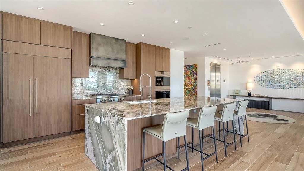 For Sale: $12,750,000 (3 beds, 3 baths, 4967 Square Feet)