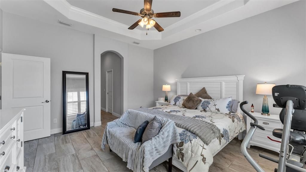 Active With Contract: $624,900 (5 beds, 3 baths, 2691 Square Feet)
