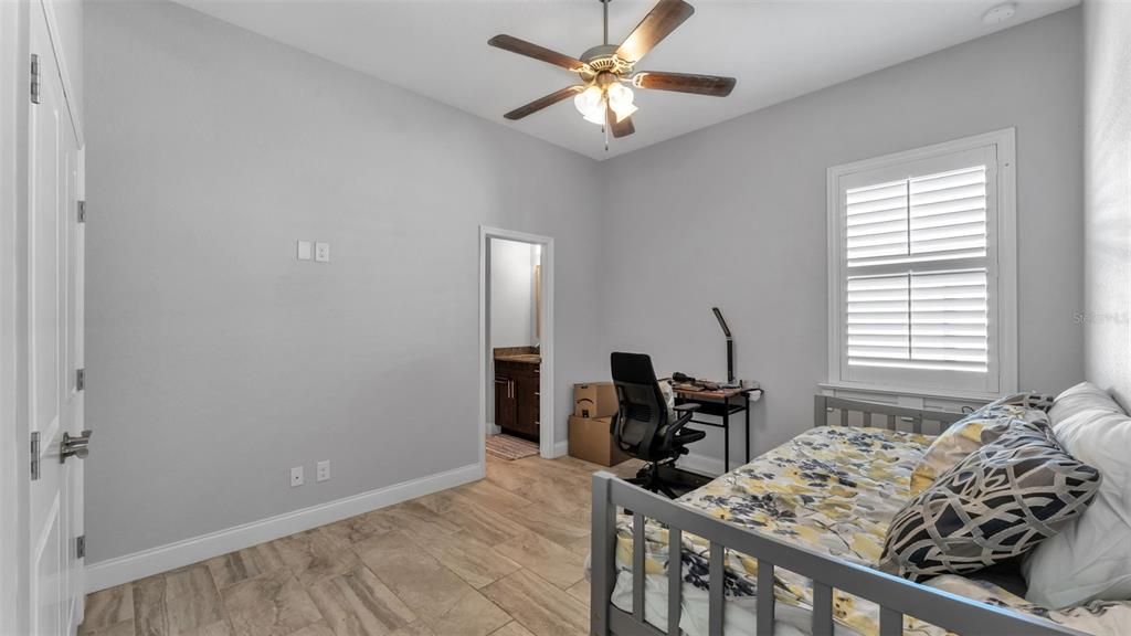 Active With Contract: $624,900 (5 beds, 3 baths, 2691 Square Feet)