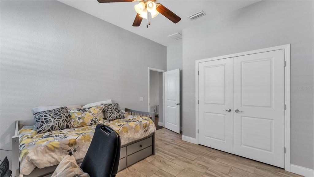 Active With Contract: $624,900 (5 beds, 3 baths, 2691 Square Feet)