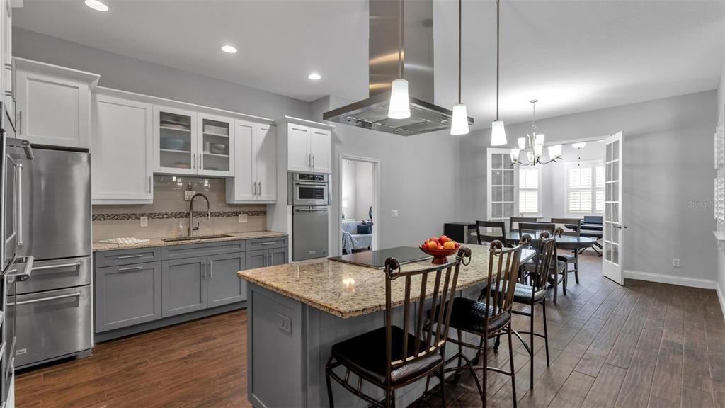 Active With Contract: $624,900 (5 beds, 3 baths, 2691 Square Feet)