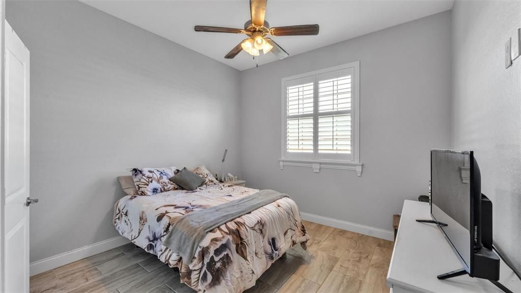 Active With Contract: $624,900 (5 beds, 3 baths, 2691 Square Feet)