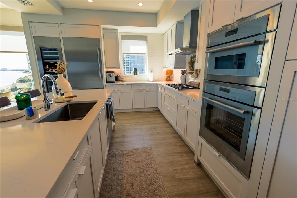 For Rent: $22,000 (3 beds, 3 baths, 2522 Square Feet)