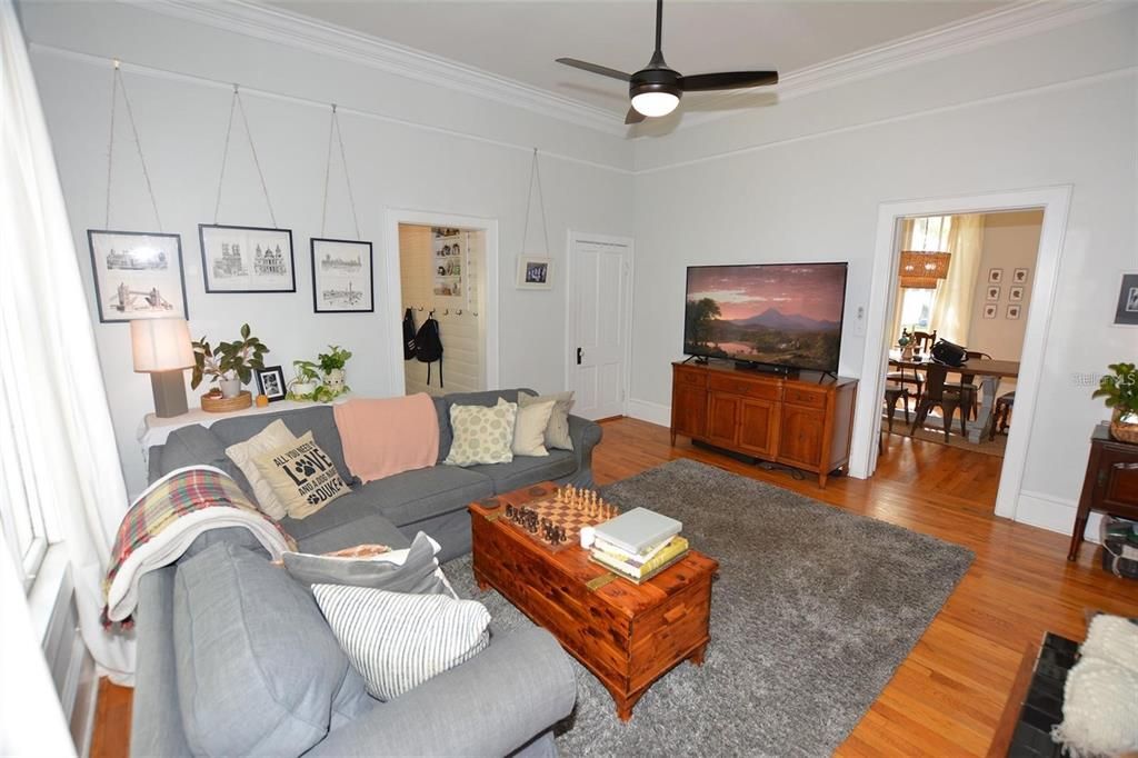 For Sale: $575,000 (4 beds, 3 baths, 3124 Square Feet)