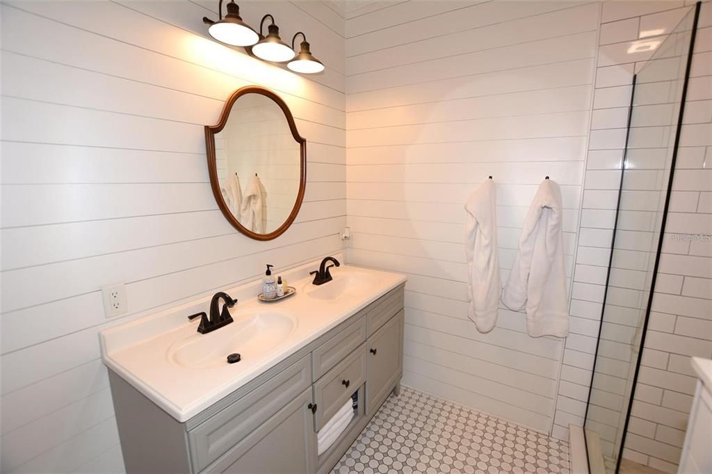 For Sale: $575,000 (4 beds, 3 baths, 3124 Square Feet)