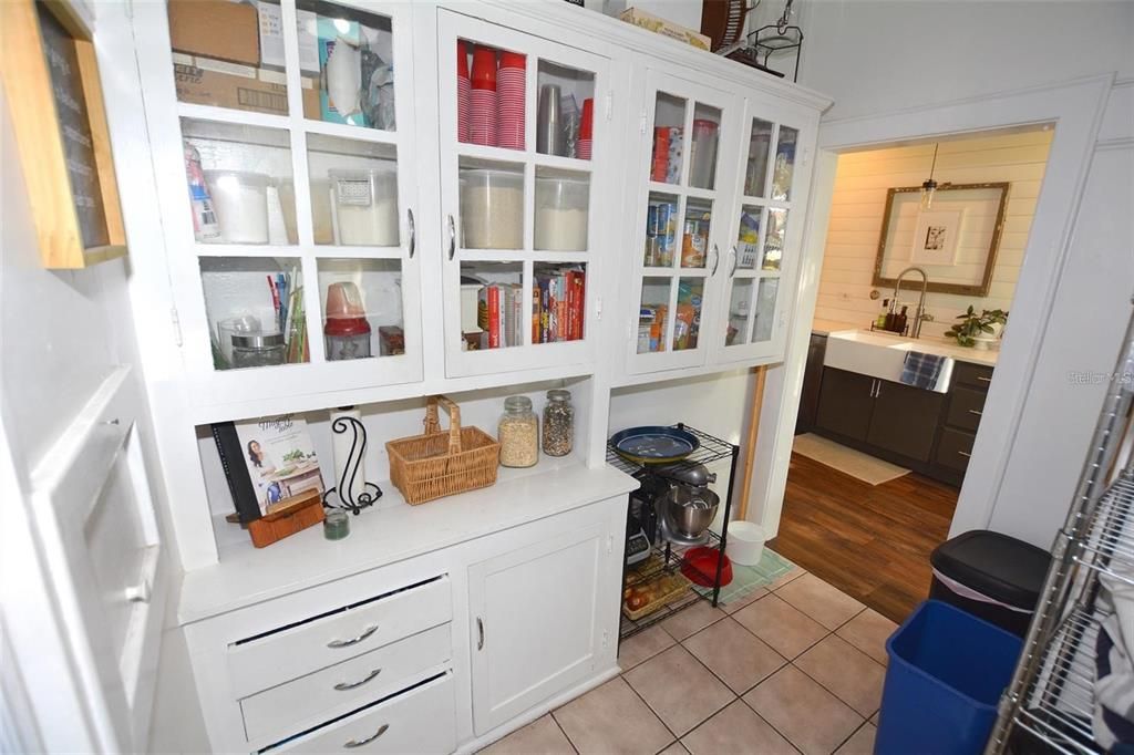 For Sale: $575,000 (4 beds, 3 baths, 3124 Square Feet)