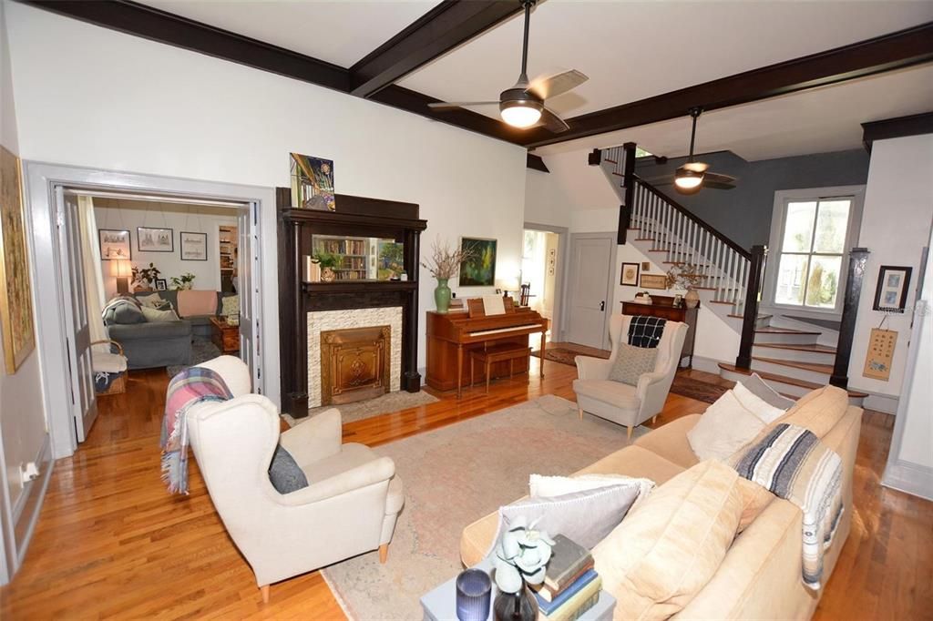 For Sale: $575,000 (4 beds, 3 baths, 3124 Square Feet)
