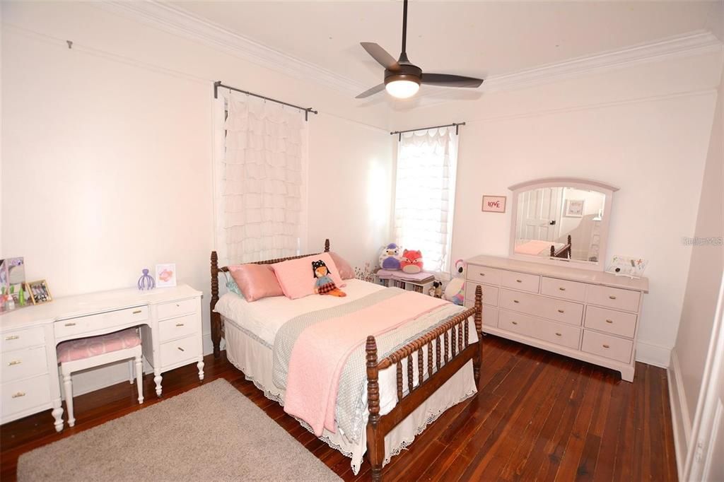 For Sale: $575,000 (4 beds, 3 baths, 3124 Square Feet)