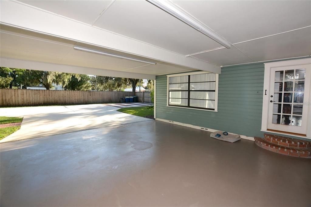 For Sale: $575,000 (4 beds, 3 baths, 3124 Square Feet)