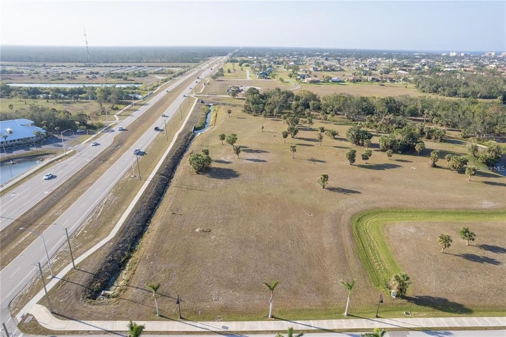 En Venta: $37,500 (0.23 acres)