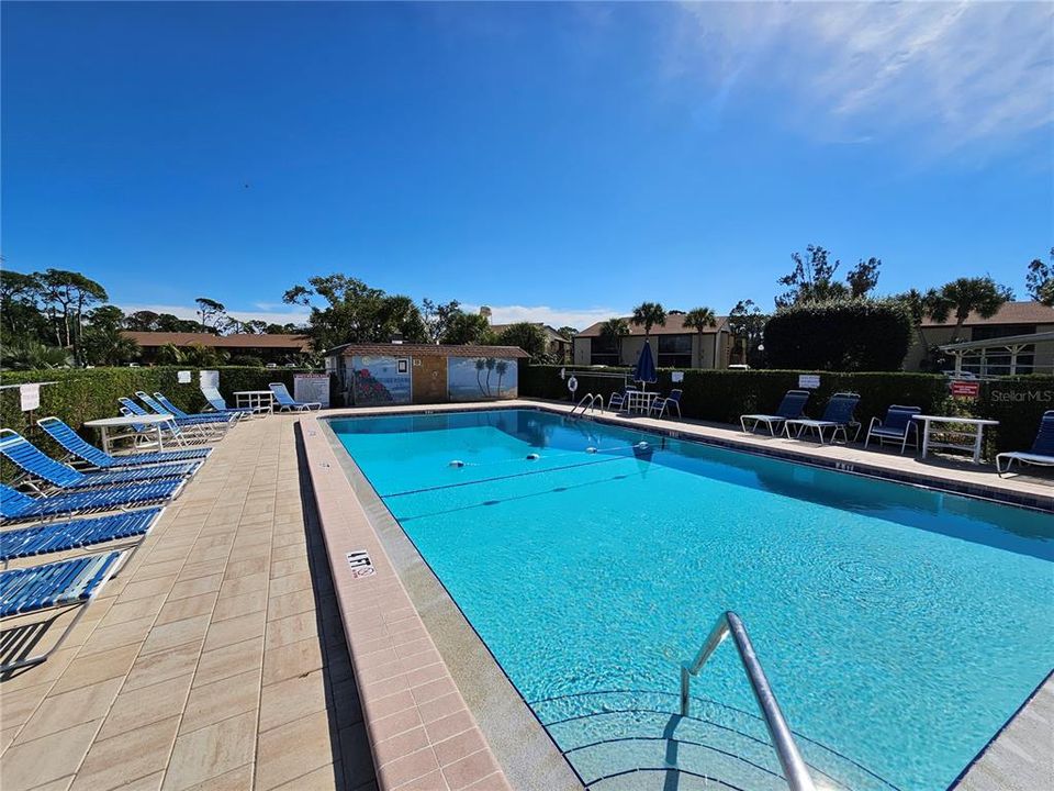 出租: $1,225 (1 贝兹, 1 浴室, 647 平方英尺)