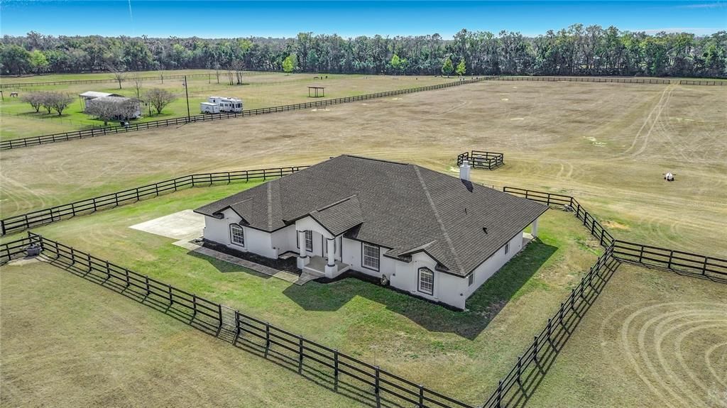На продажу: $1,099,999 (3 спален, 2 ванн, 2488 Квадратных фут)