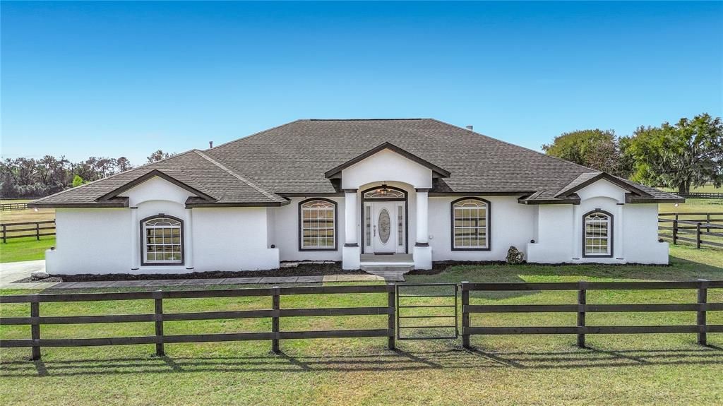 На продажу: $1,099,999 (3 спален, 2 ванн, 2488 Квадратных фут)