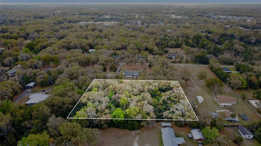 待售: $175,000 (2.45 acres)