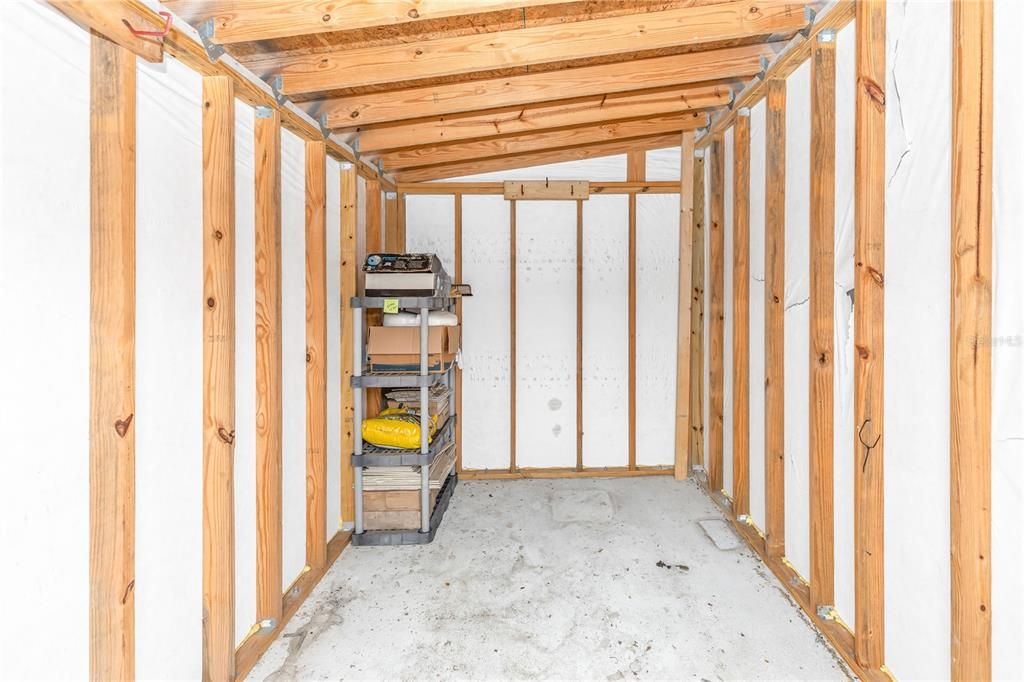 For Sale: $320,000 (4 beds, 2 baths, 1552 Square Feet)
