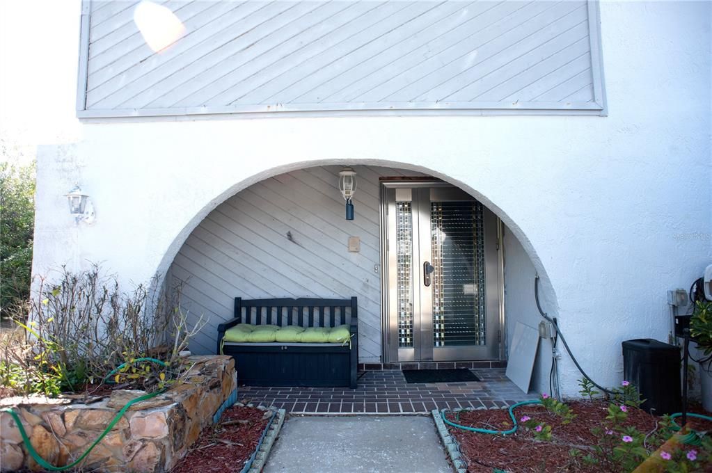 For Sale: $175,000 (2 beds, 2 baths, 1460 Square Feet)