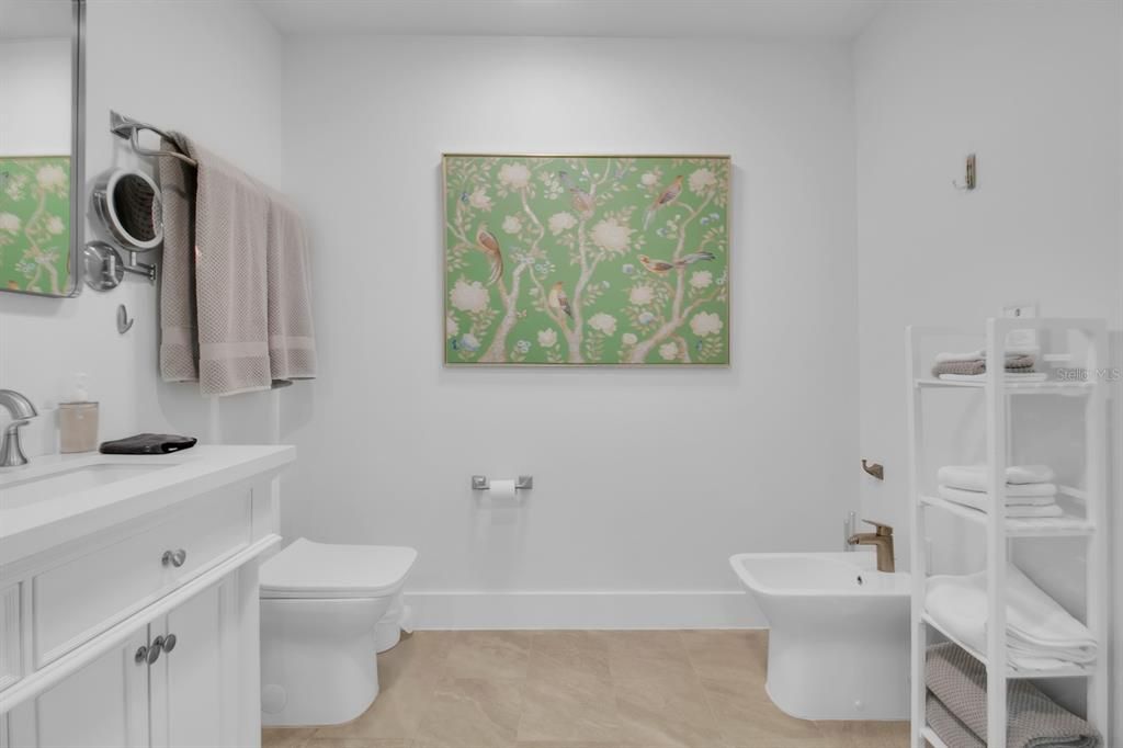 For Sale: $599,000 (3 beds, 2 baths, 1582 Square Feet)