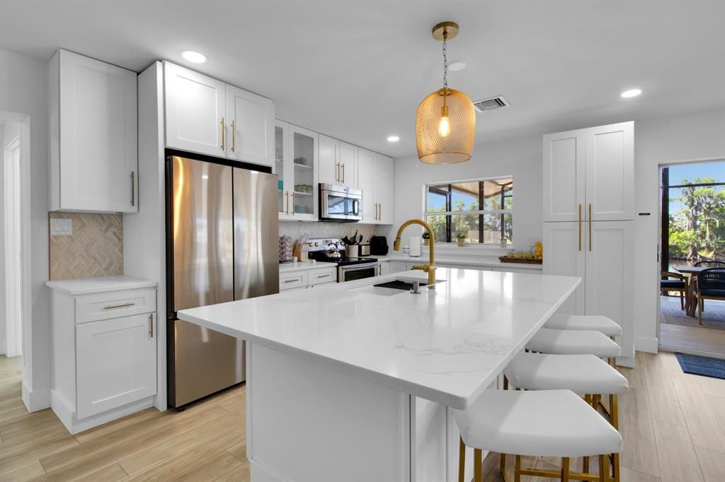 For Sale: $599,000 (3 beds, 2 baths, 1582 Square Feet)