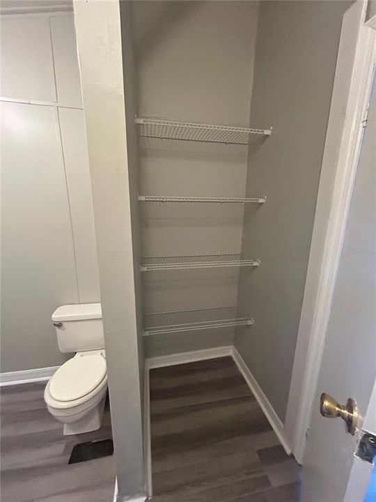 For Sale: $165,000 (3 beds, 2 baths, 1404 Square Feet)
