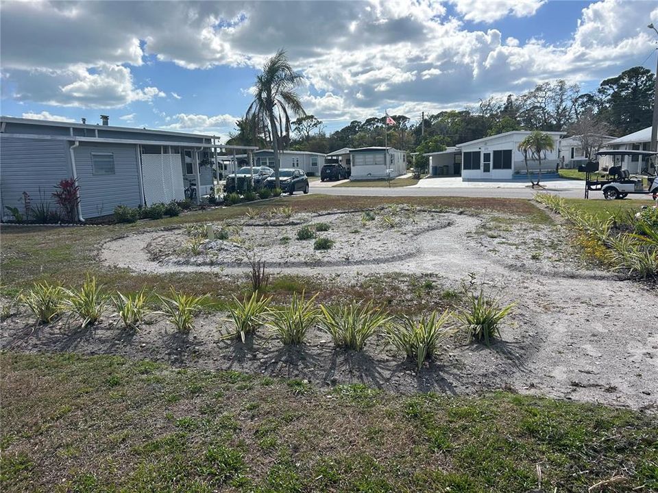 待售: $59,900 (0.07 acres)