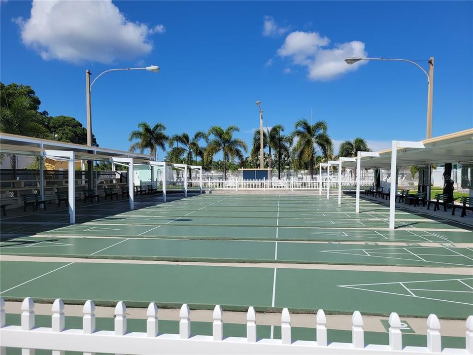待售: $59,900 (0.07 acres)