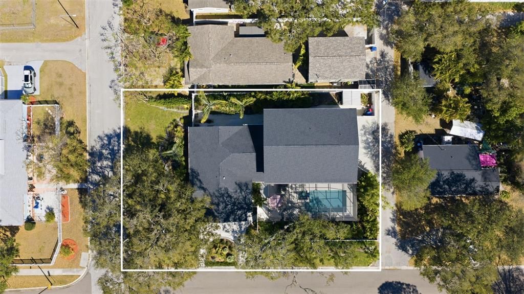 For Sale: $1,895,000 (5 beds, 5 baths, 4518 Square Feet)