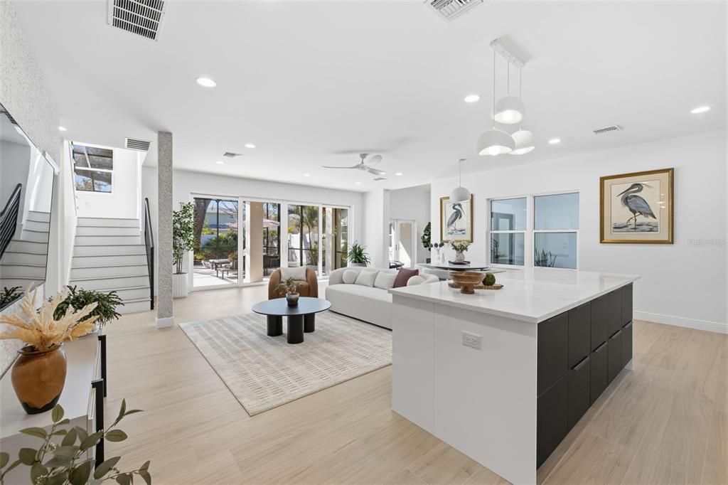 For Sale: $1,895,000 (5 beds, 5 baths, 4518 Square Feet)