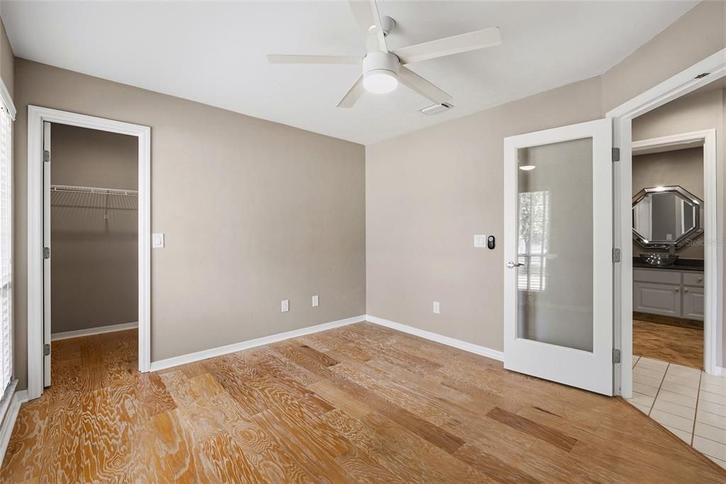 Под контрактом: $349,900 (3 спален, 2 ванн, 1612 Квадратных фут)