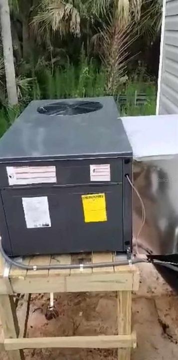 На продажу: $239,900 (3 спален, 2 ванн, 1848 Квадратных фут)