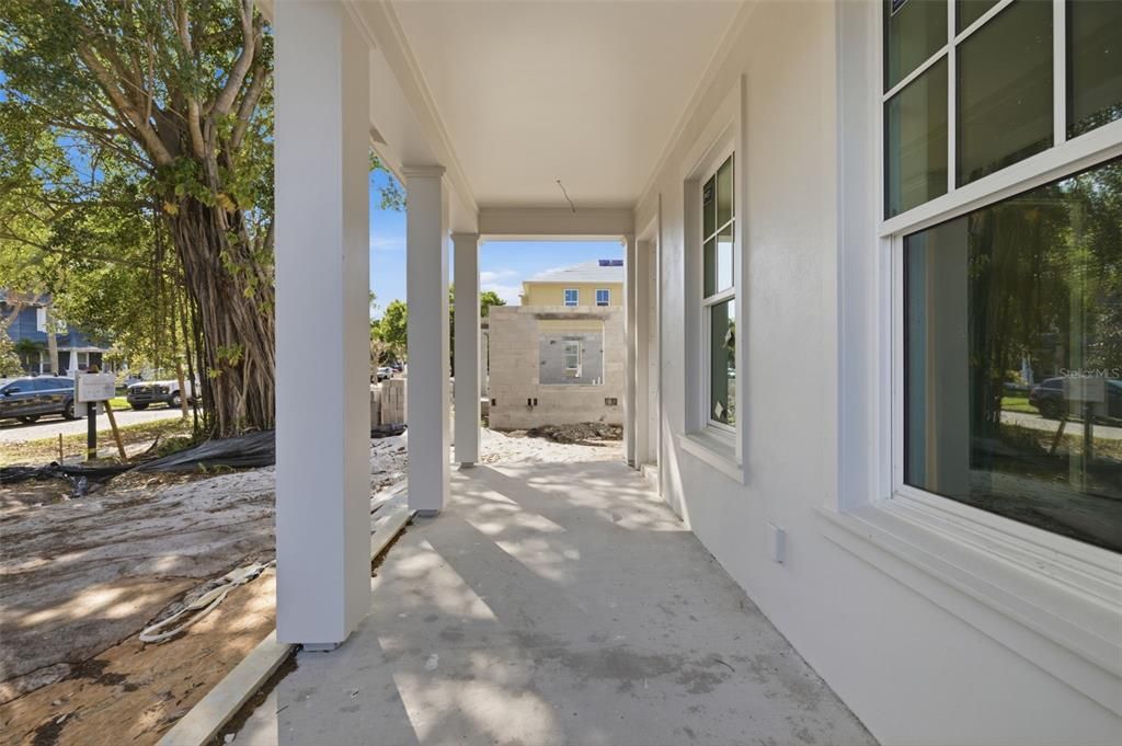 Active With Contract: $2,699,000 (5 beds, 4 baths, 3409 Square Feet)