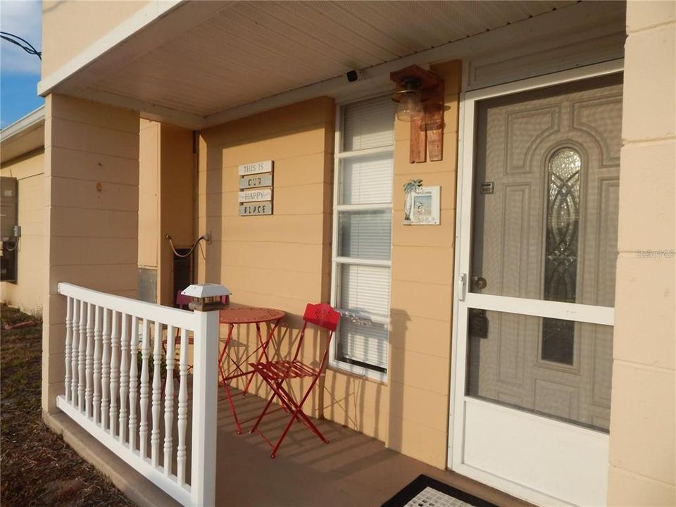 For Sale: $79,900 (1 beds, 1 baths, 780 Square Feet)