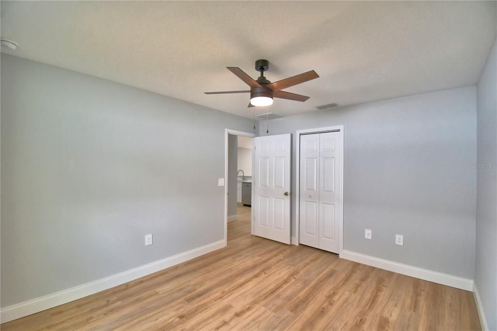 Activo con contrato: $249,900 (3 camas, 2 baños, 1342 Pies cuadrados)