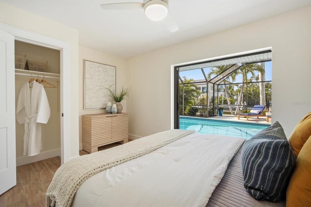 For Sale: $1,735,000 (3 beds, 2 baths, 1692 Square Feet)