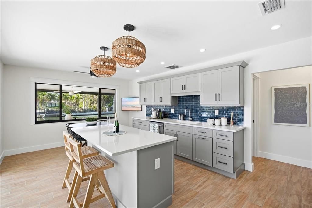 For Sale: $1,735,000 (3 beds, 2 baths, 1692 Square Feet)