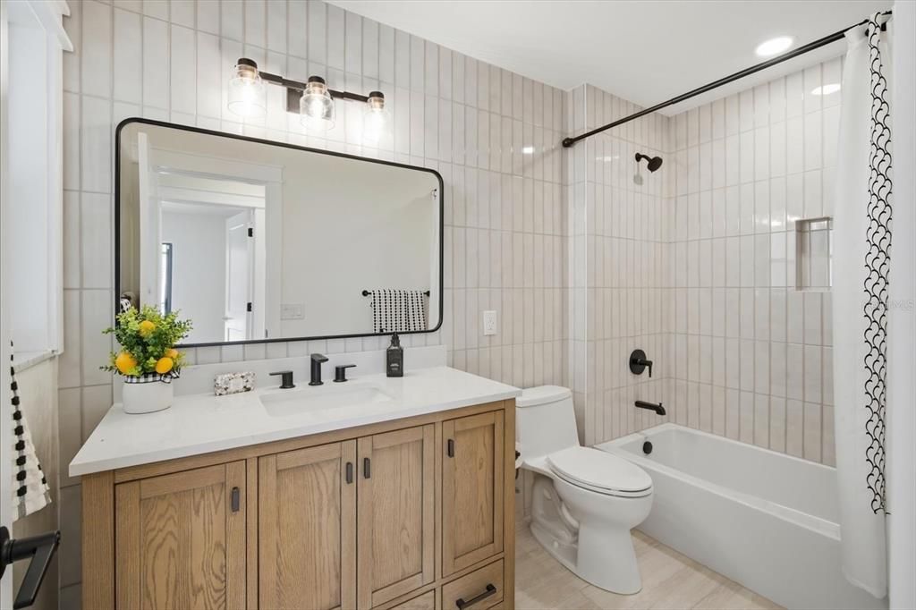 For Sale: $1,735,000 (3 beds, 2 baths, 1692 Square Feet)