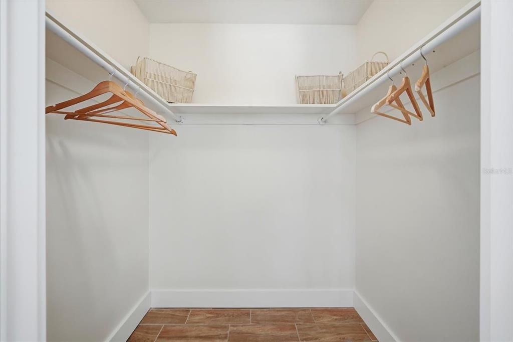 For Sale: $1,735,000 (3 beds, 2 baths, 1692 Square Feet)